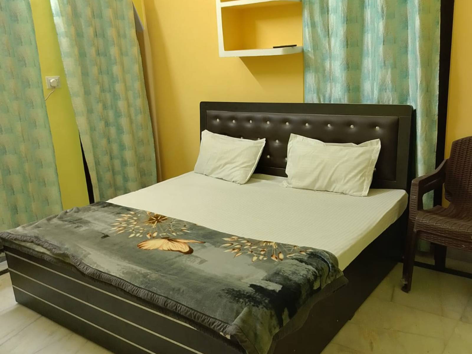 room_image